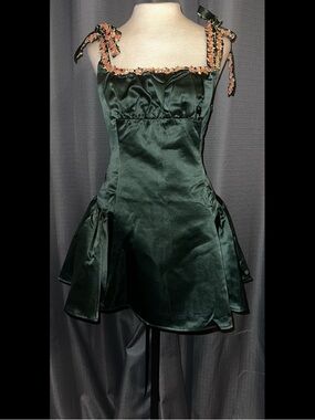 Sugar Thrillz Dolls Kill ‘MAYFAIR RESIDENCE’ Green Satin Flare Dress L NWT
